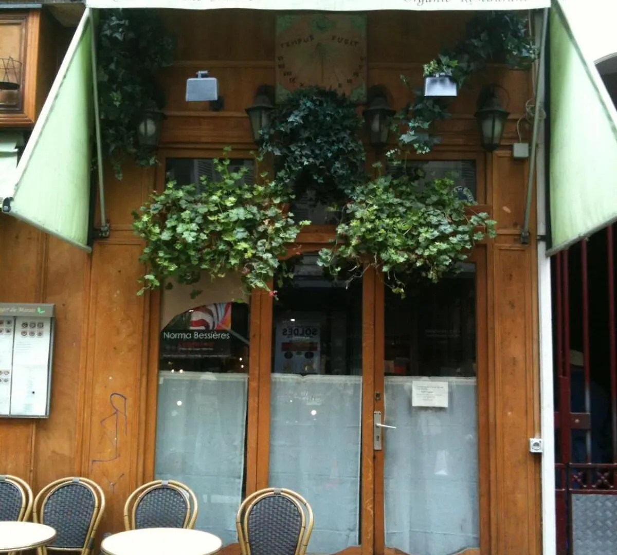 La Belle Du Marais