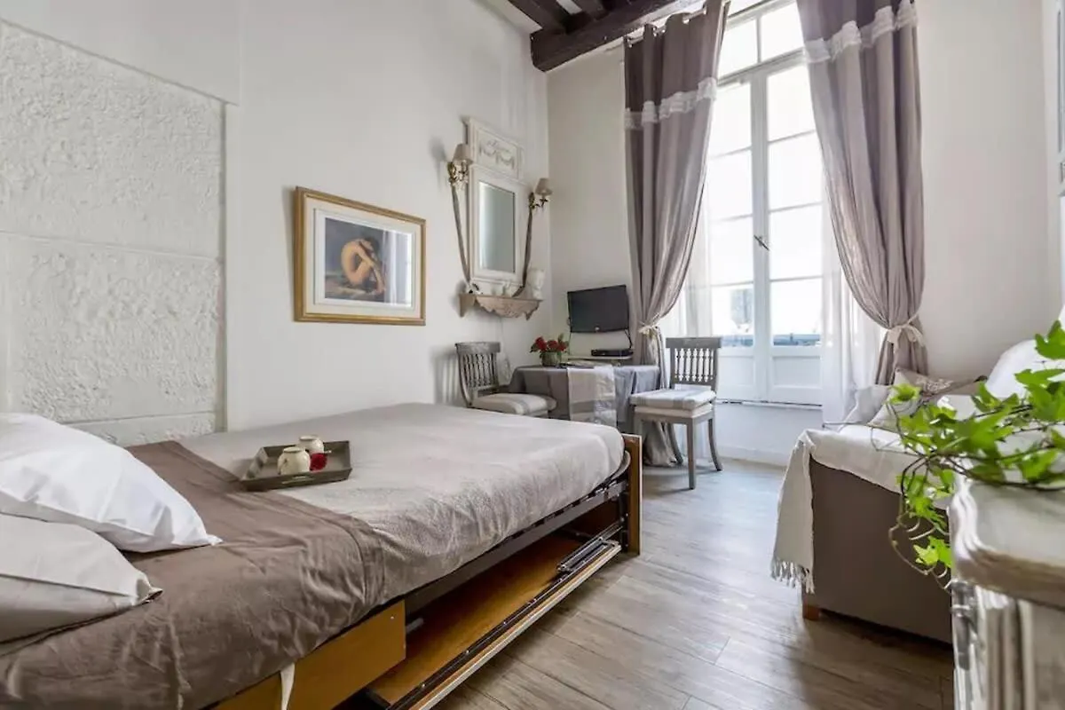 아파트 La Belle Du Marais